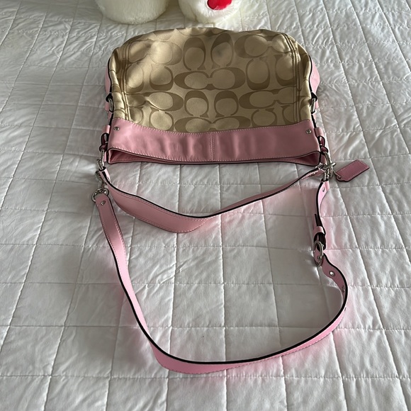 Coach bag. - Picture 5 of 7